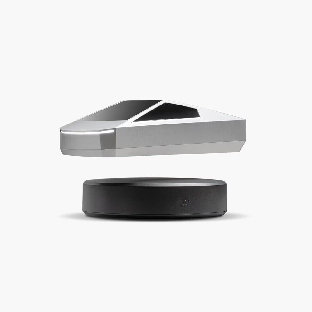 Tesla Levitating Cyber Truck 1:24 Scale Model Collectors Edition TSLA